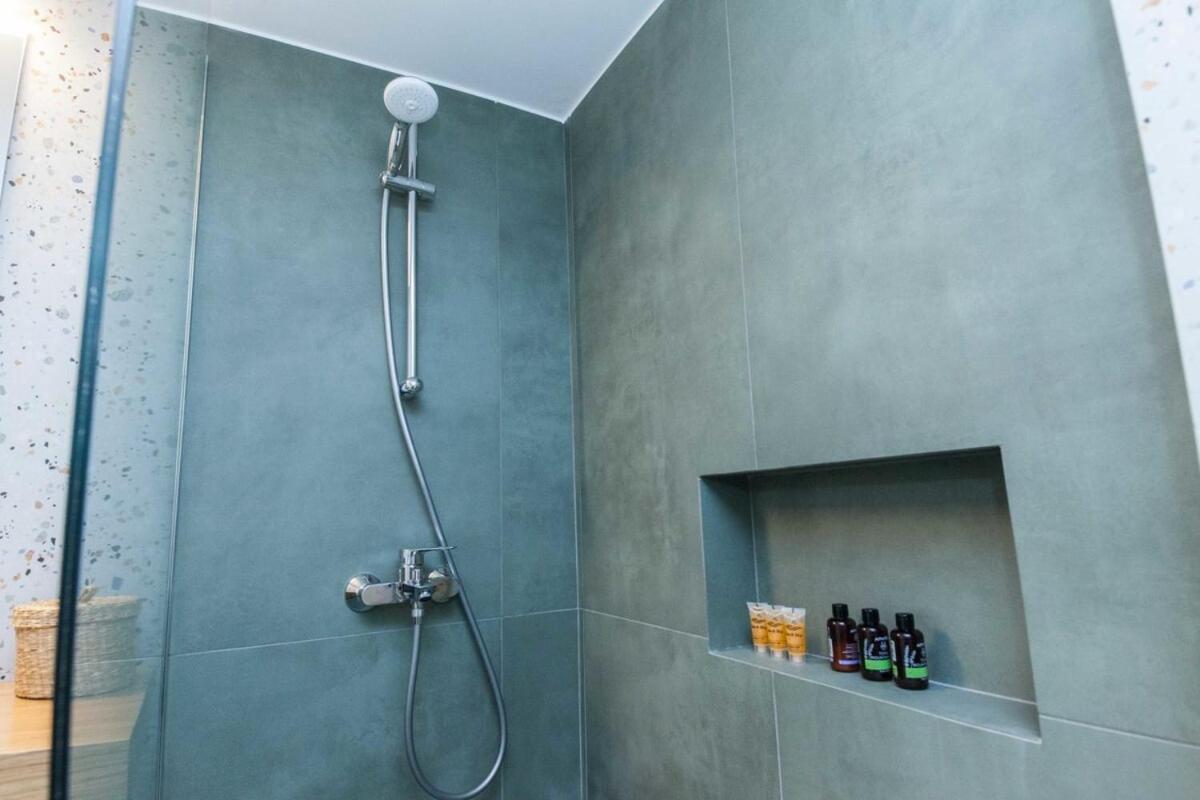 Pagrati Urban Oasis Getaway 2Bd Apt With Balcony Atenas Exterior foto