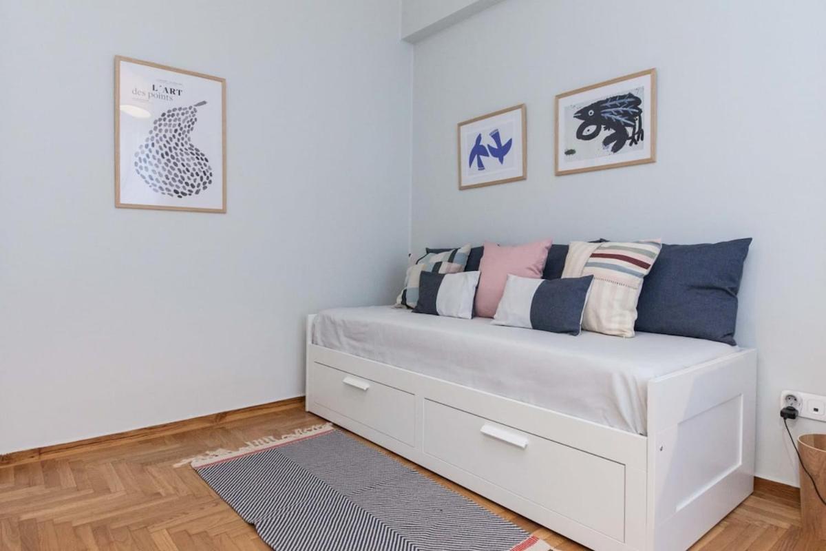 Pagrati Urban Oasis Getaway 2Bd Apt With Balcony Atenas Exterior foto